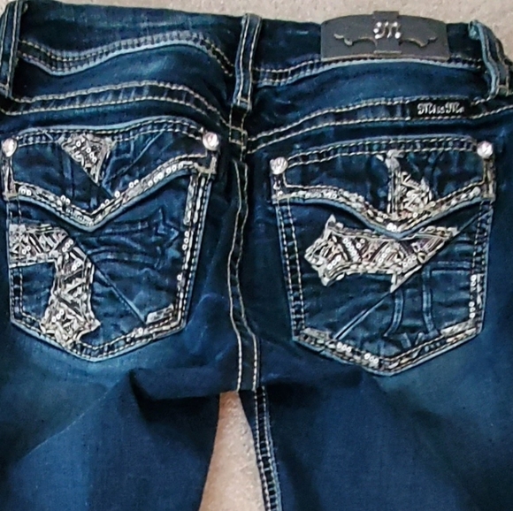 Miss Me Mid Rise Easy Skinny Denim Jeans Buckle 26 EUC Womens - Picture 4 of 12